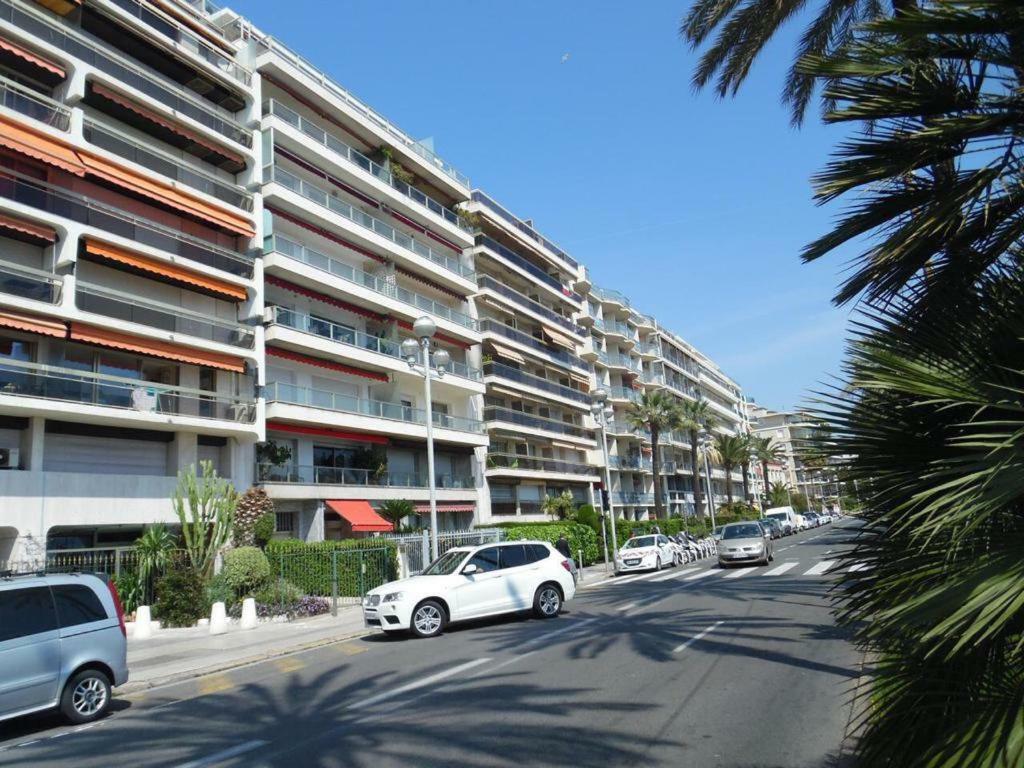 Ferienwohnung Promenade Des Anglais Petit Studio Au Calme Nizza Exterior foto
